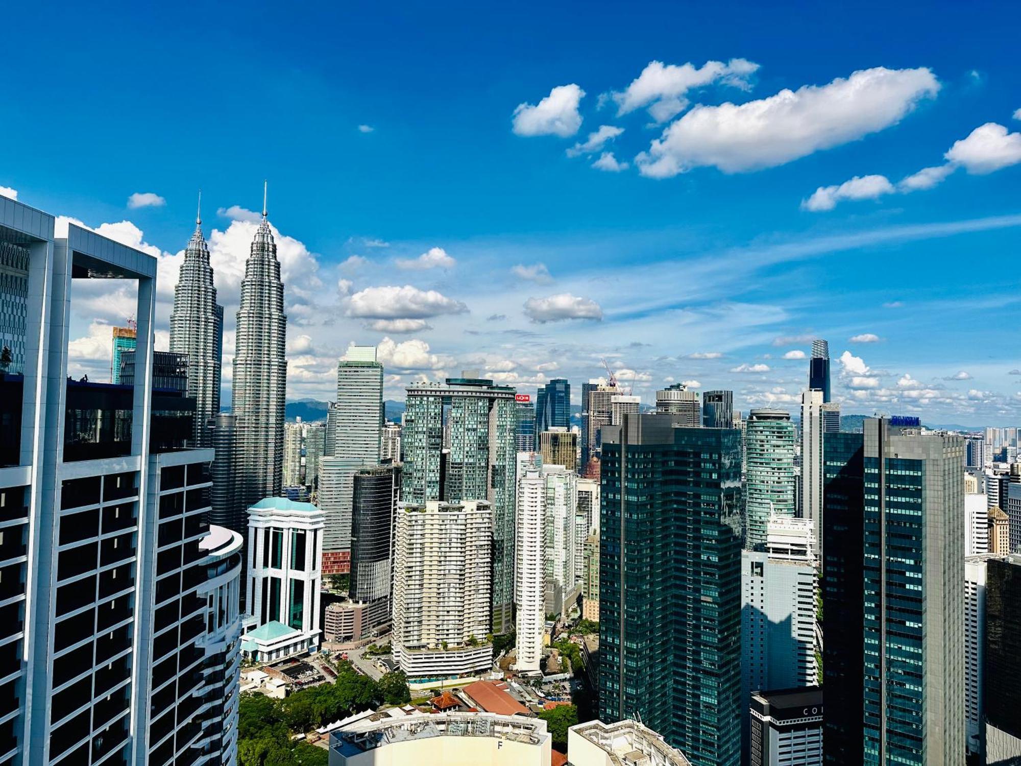 The Platinum Kuala Lumpur By Crown Suites Exterior foto