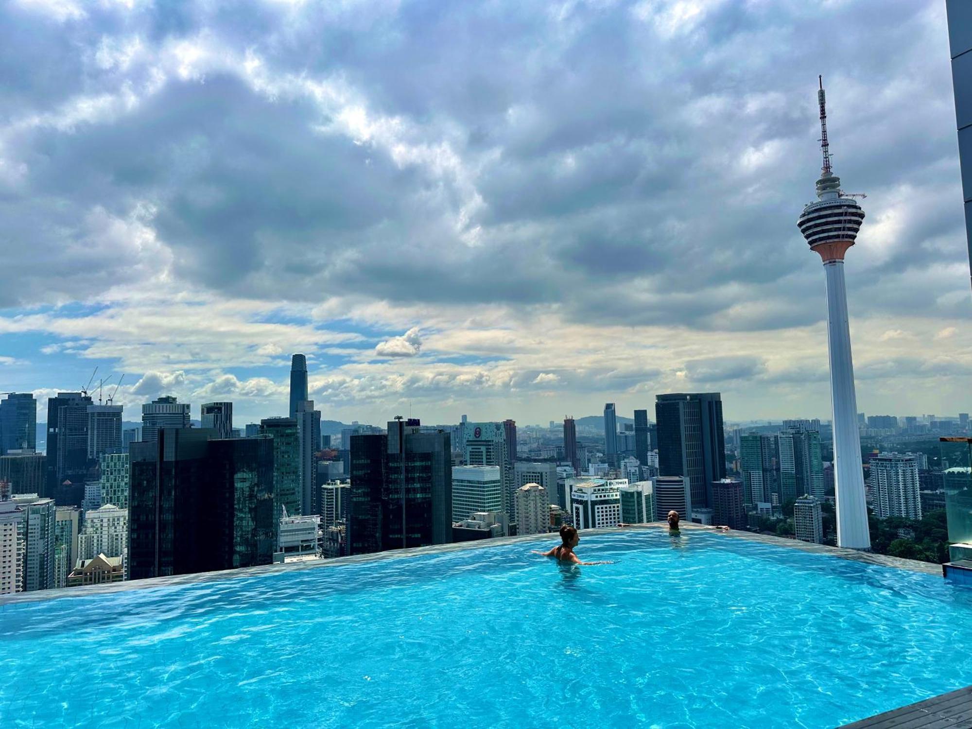 The Platinum Kuala Lumpur By Crown Suites Exterior foto